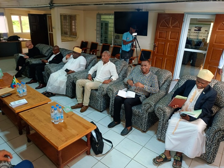 image Élection 2024 : L’opposition contre les procurations